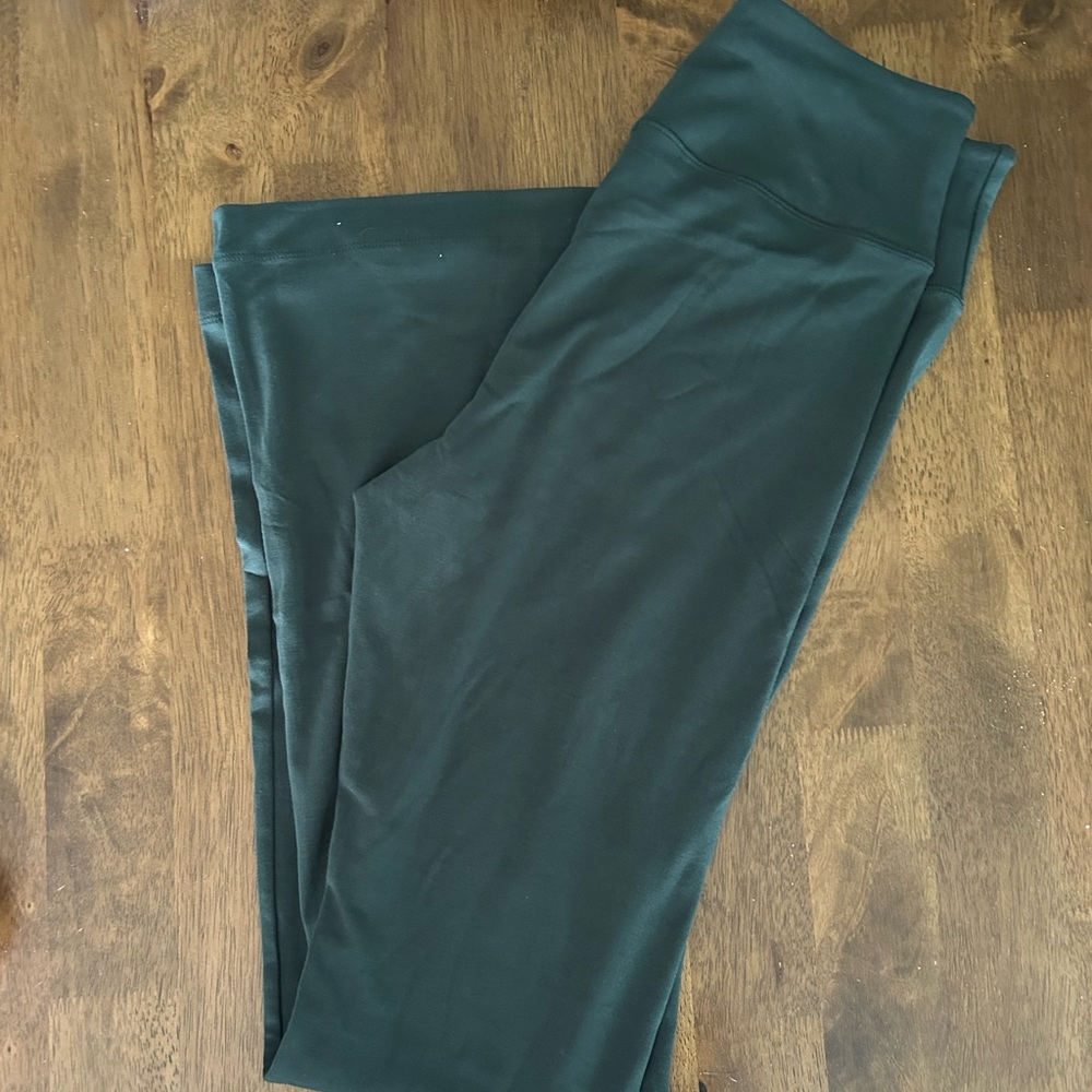 Brand new never worn NUUDS high waist flare legging. Size M: 8-10
